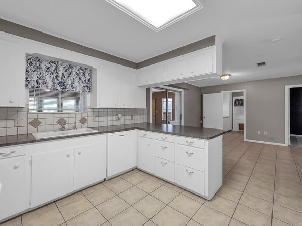 1107 Holly Drive, Conroe TX 77301