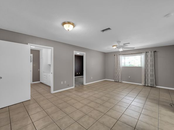 1107 Holly Drive, Conroe TX 77301