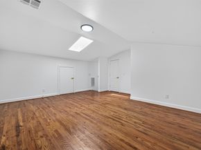 28 Riva Row, Spring TX 77380