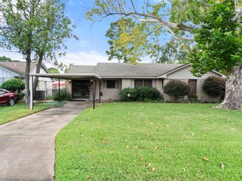 522 Rainy River Drive