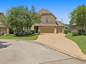 66 Hearthshire Circle, The Woodlands TX 77354