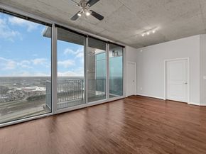 5925 Almeda Road 11501, Houston TX 77004