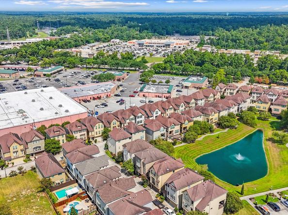 2809 Kings Retreat Circle, Houston TX 77345
