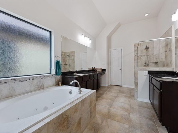2809 Kings Retreat Circle, Houston TX 77345