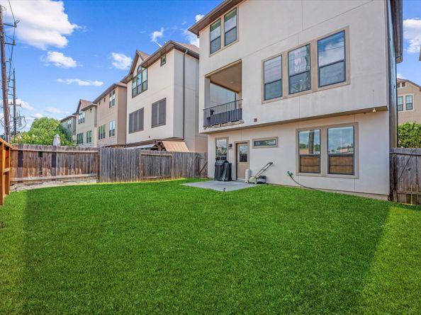 2809 Kings Retreat Circle, Houston TX 77345