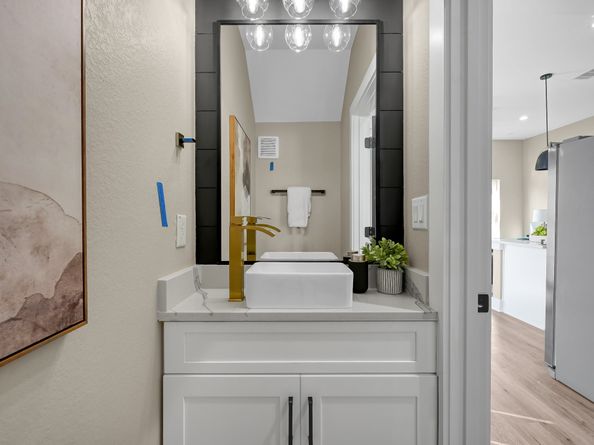 2105 Esther Drive A/B, Houston TX 77088