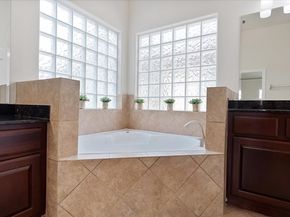 5502 Lunia Lane, Houston TX 77021