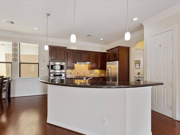 5502 Lunia Lane, Houston TX 77021