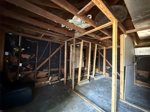 1709 Hussion Street, Houston TX 77003