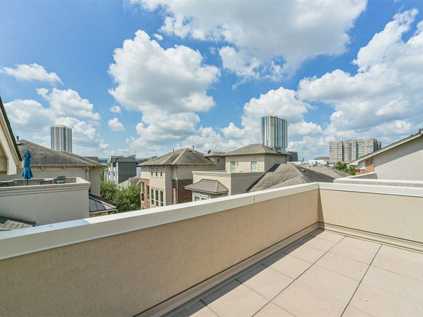 1833 Oakdale Street, Houston TX 77004