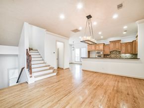 1833 Oakdale Street, Houston TX 77004