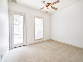 1833 Oakdale Street, Houston TX 77004