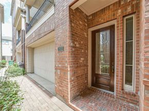 1833 Oakdale Street, Houston TX 77004