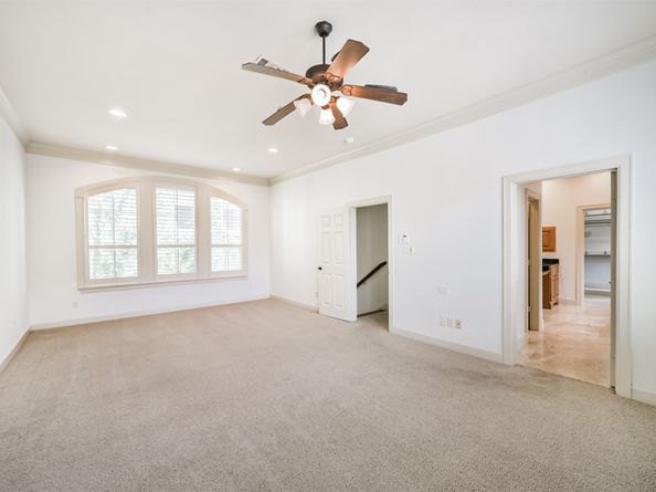 1833 Oakdale Street, Houston TX 77004