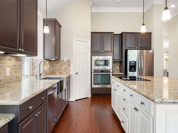 422 Bay Bridge Drive, Sugar Land TX 77478