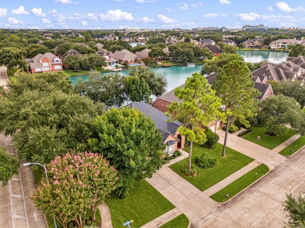 422 Bay Bridge Drive, Sugar Land TX 77478