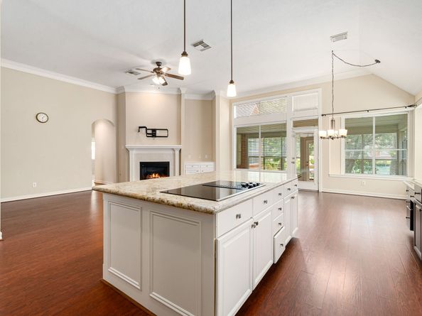 422 Bay Bridge Drive, Sugar Land TX 77478