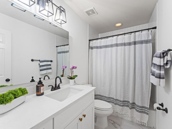 7 Mohawk Path Place, The Woodlands TX 77389