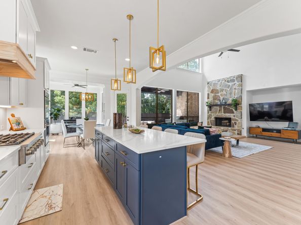7 Mohawk Path Place, The Woodlands TX 77389
