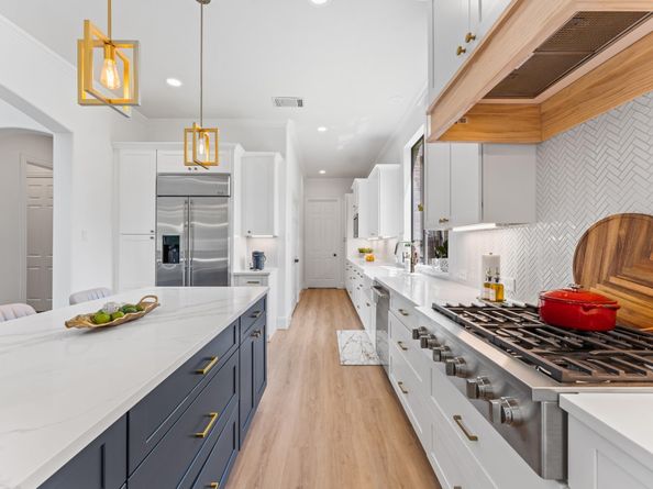 7 Mohawk Path Place, The Woodlands TX 77389