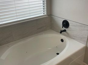1239 Flatrock Creek Drive, Houston TX 77067