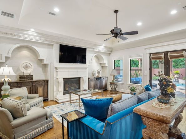 1226 Chippendale Road, Houston TX 77018