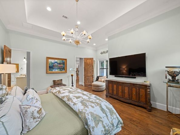 1226 Chippendale Road, Houston TX 77018