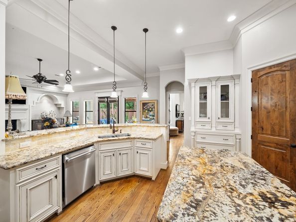 1226 Chippendale Road, Houston TX 77018