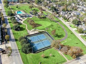 1226 Chippendale Road, Houston TX 77018