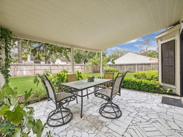 7514 Dogwood Falls Road, Houston TX 77095