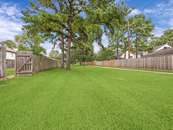 7514 Dogwood Falls Road, Houston TX 77095
