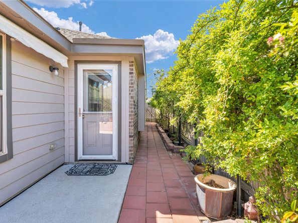 18406 Hilltop Climb Drive, Hockley TX 77447