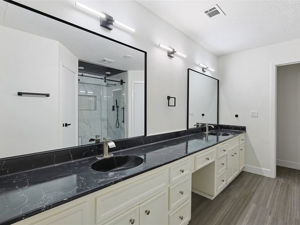 4832 Whispering Falls Drive, Houston TX 77084