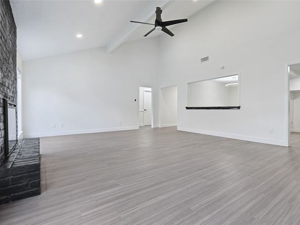 4832 Whispering Falls Drive, Houston TX 77084