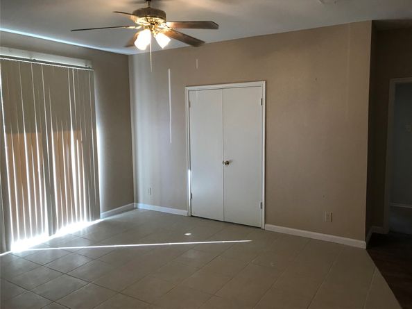 14550 Fonmeadow Drive 801, Houston TX 77035