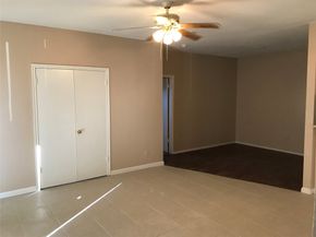 14550 Fonmeadow Drive 801, Houston TX 77035