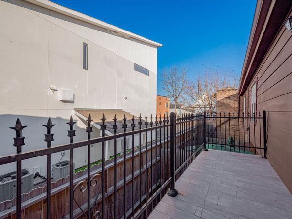 12 Hyde Park Boulevard 7, Houston TX 77006