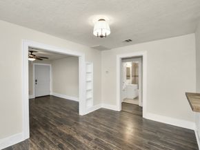 106 Kemton Street, Houston TX 77012