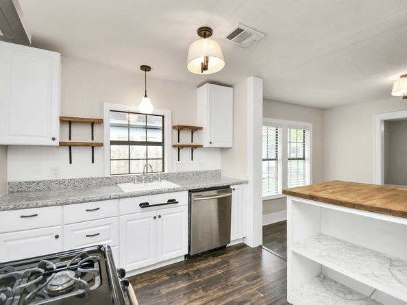 106 Kemton Street, Houston TX 77012