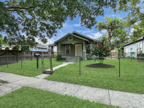106 Kemton Street, Houston TX 77012