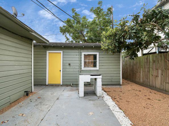 106 Kemton Street, Houston TX 77012