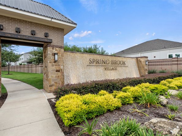 3104 Planters Peak Drive, Houston TX 77080