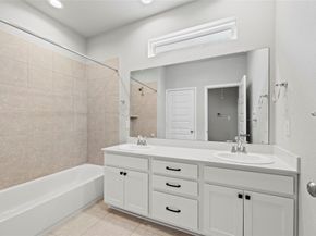 3104 Planters Peak Drive, Houston TX 77080