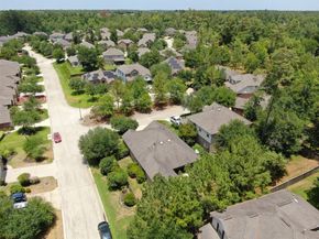 2 Craven Park Court, Magnolia TX 77354