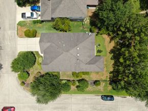 2 Craven Park Court, Magnolia TX 77354