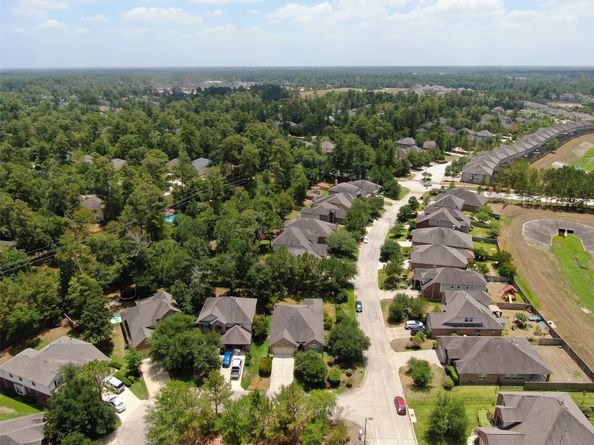2 Craven Park Court, Magnolia TX 77354