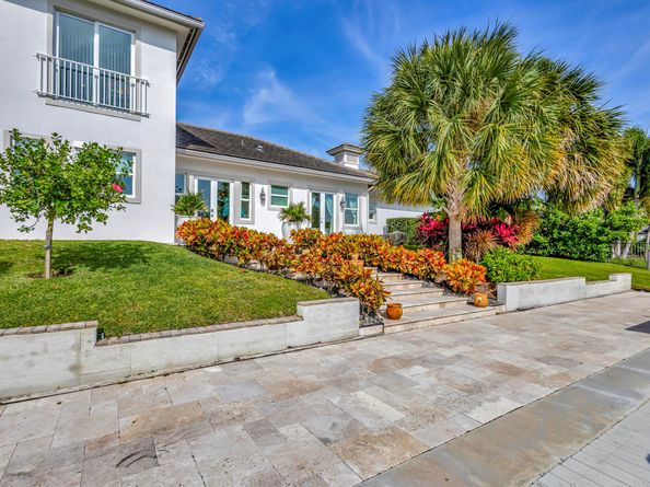 2138 Ascott Road, North Palm Beach FL 33408