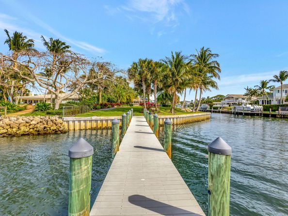 2138 Ascott Road, North Palm Beach FL 33408