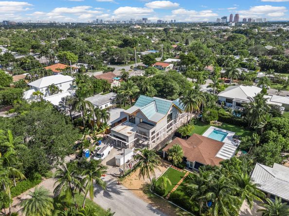 1628 NE 17th Ave, Fort Lauderdale FL 33305