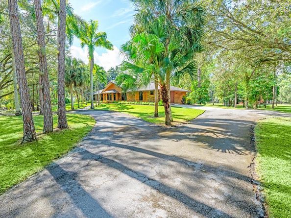 5405 Duckweed Road, Wellington FL 33449